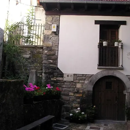 Pedroixko Etxea Apartment Uztarroz Exterior photo